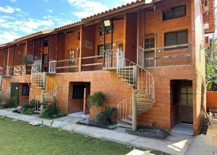 Em Ubatuba - Maranduba Ville 1